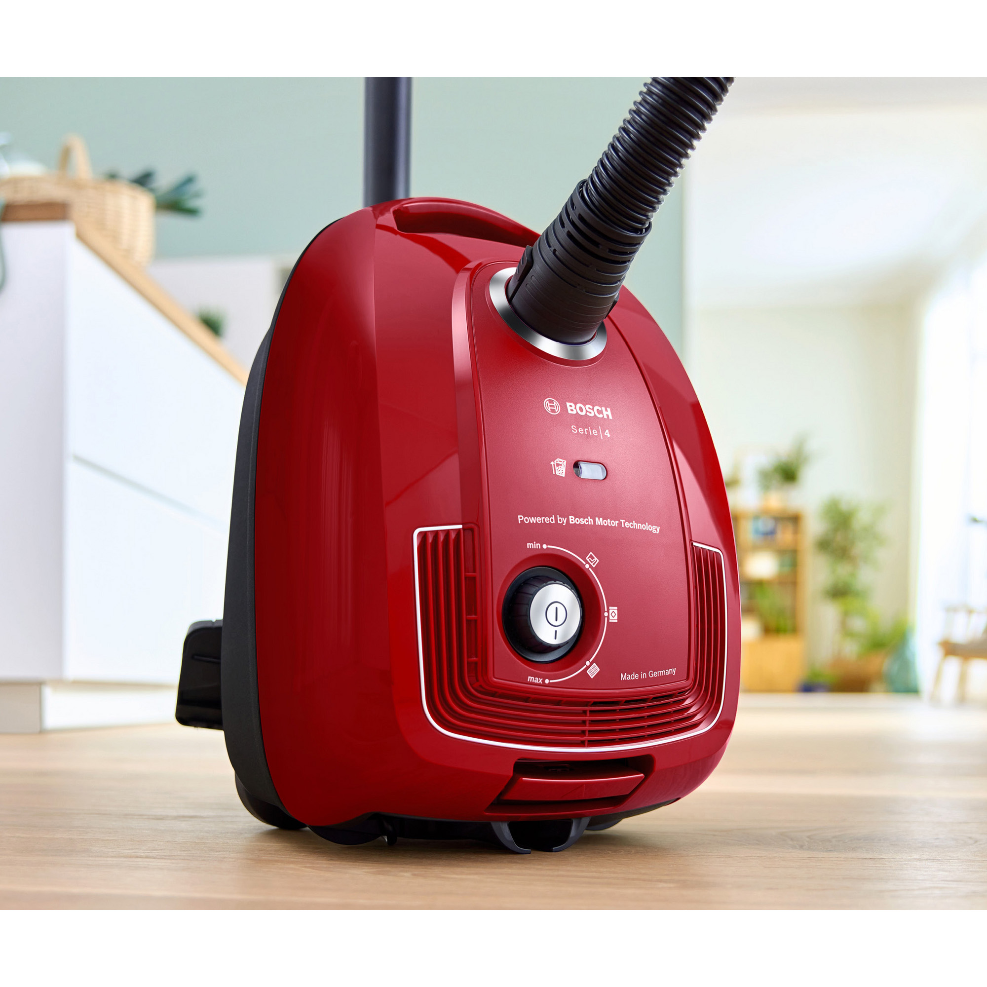Usisivač Bosch BGB38RD2