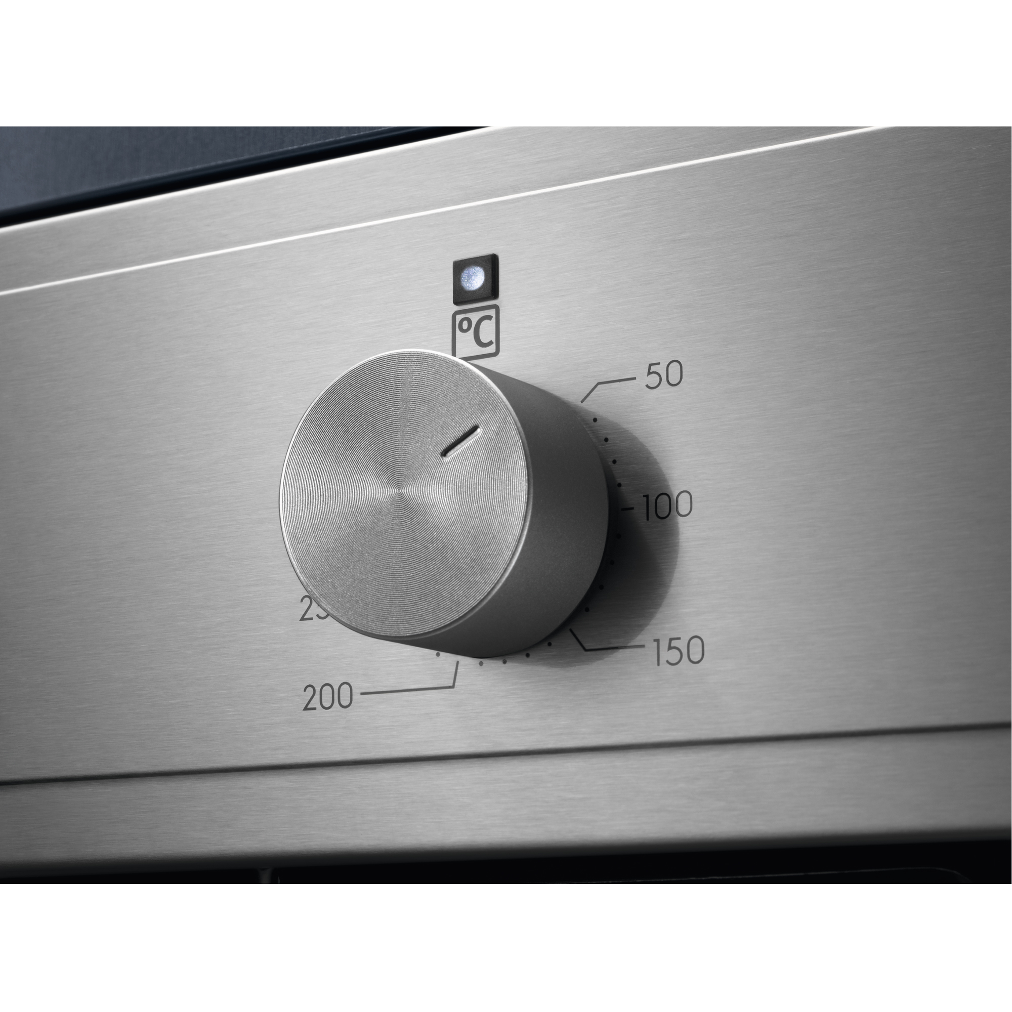 Ugradbena pećnica Electrolux EOH3H00BX