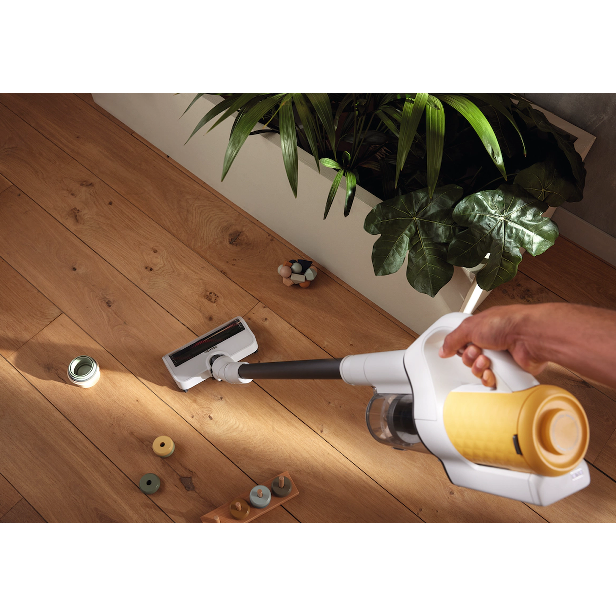 Štapni usisivač Miele Duoflex HX1