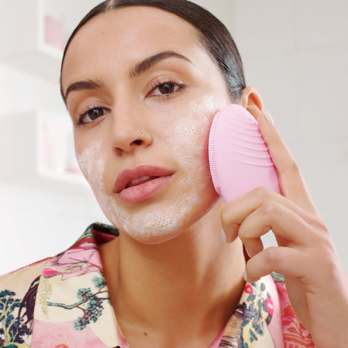 Uređaj za čišćenje lica Foreo Luna 3 Normal Skin