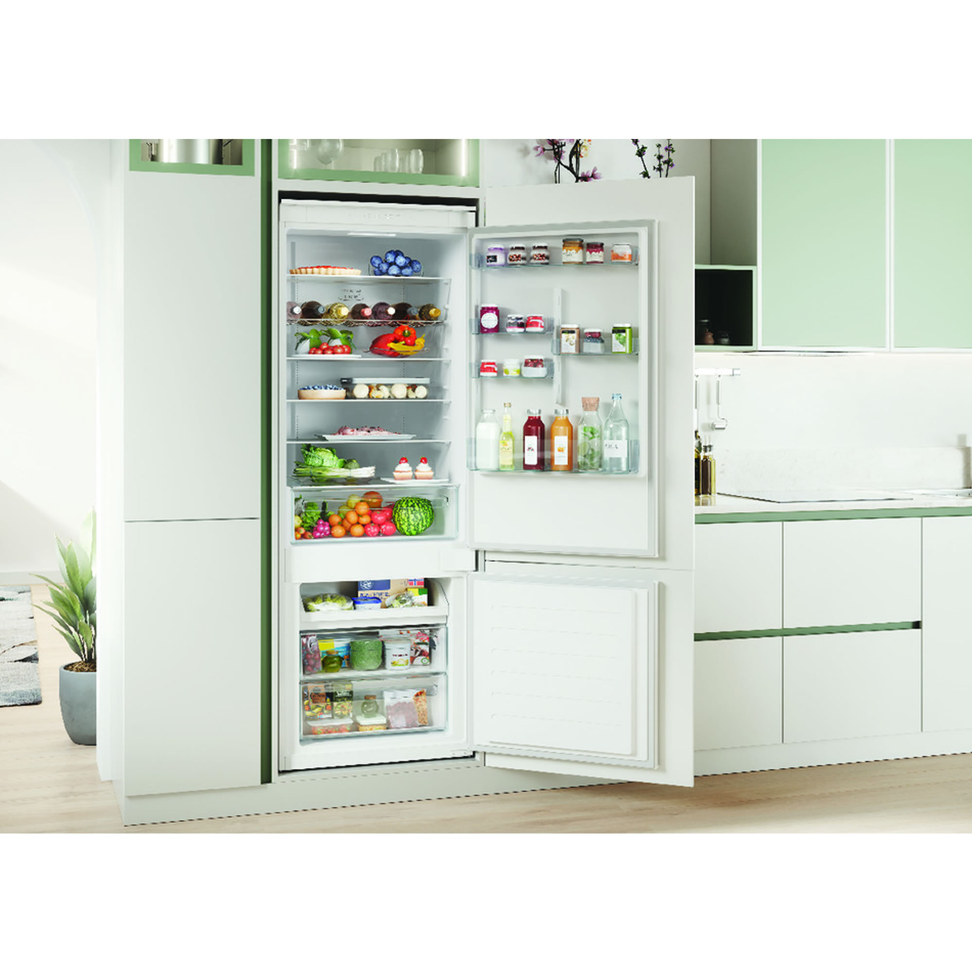 Ugradbeni frižider Candy CBT7719EW