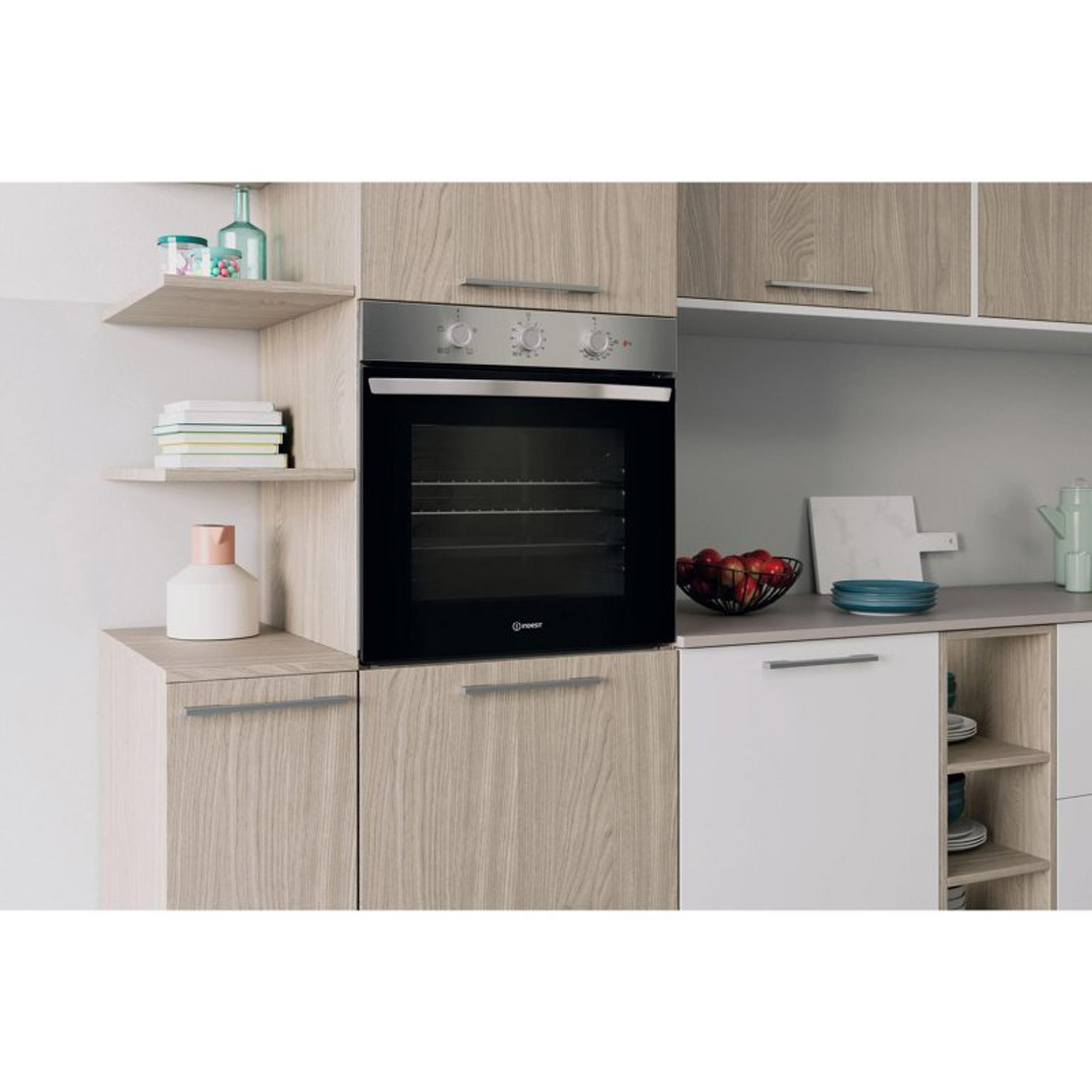 Ugradbena pećnica Indesit IO 255HU X